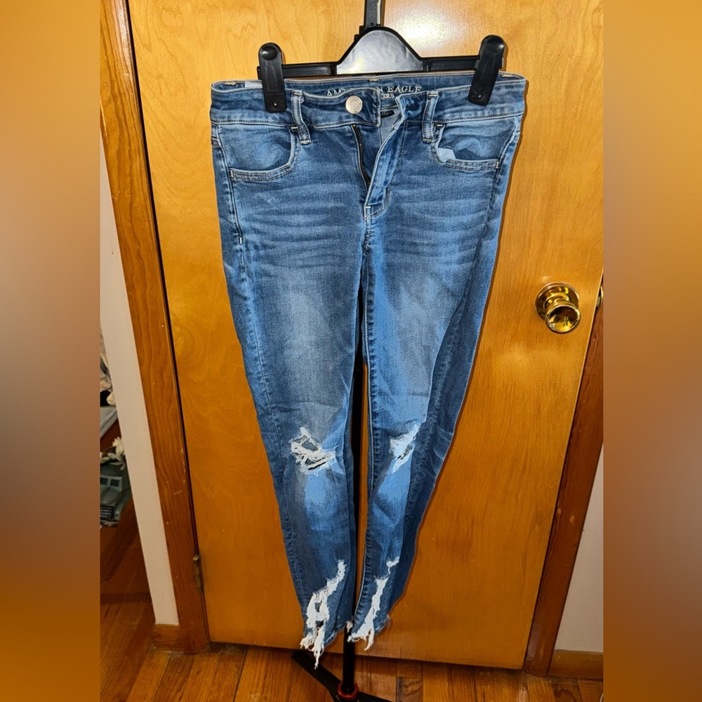 American Eagle Outfitters Distressed Blue Skinny Jeans